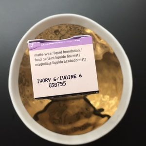 Mary-Kay Timewise Matte-Wear Liquid Foundation